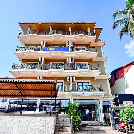 Fabhotel Prime Infantaria Comfort With Pool, Calangute Beach - 500M From Calangute Beach